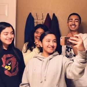 Meet your Posher, Alexandra